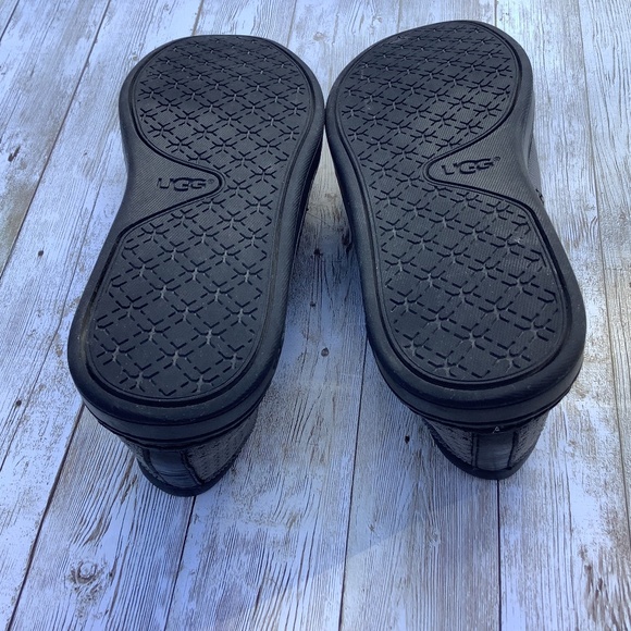 UGG Women's Sammy Slip On Black Gray Knit Hyper Weave Casual Sneakers Size 9.5 - Picture 8 of 13